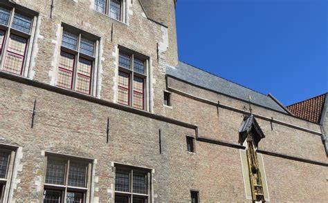 Hof Bladelin (Bladelin House)